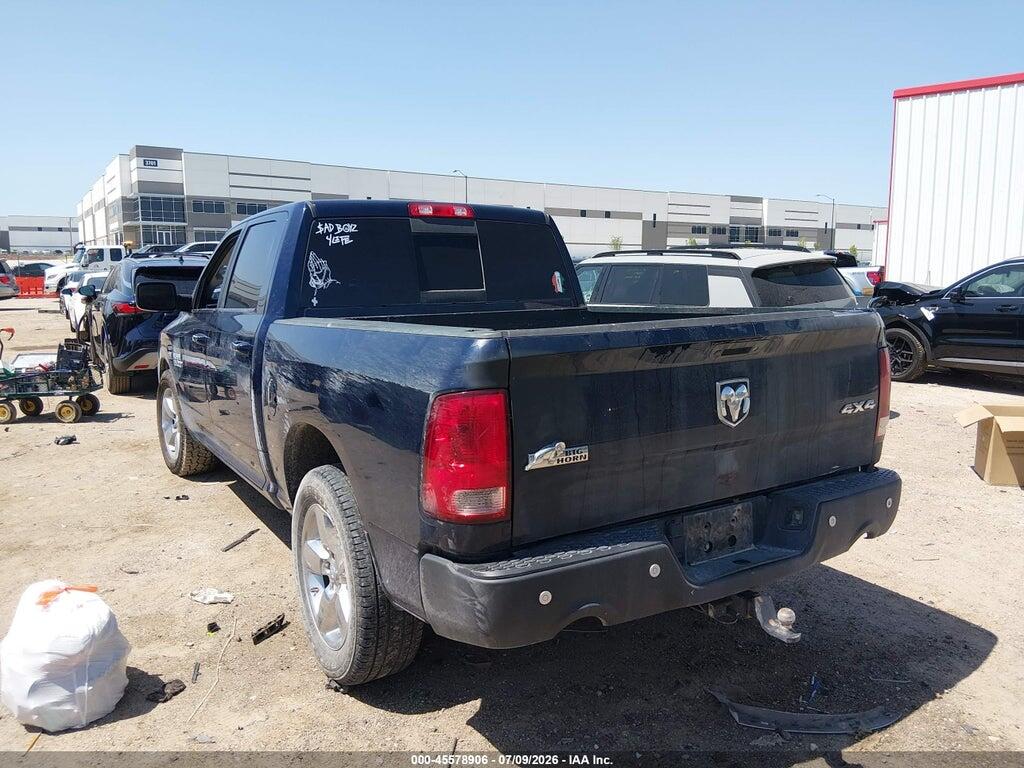 3C6RR7LT2JG198113 2018 RAM 1500 photo no. 3