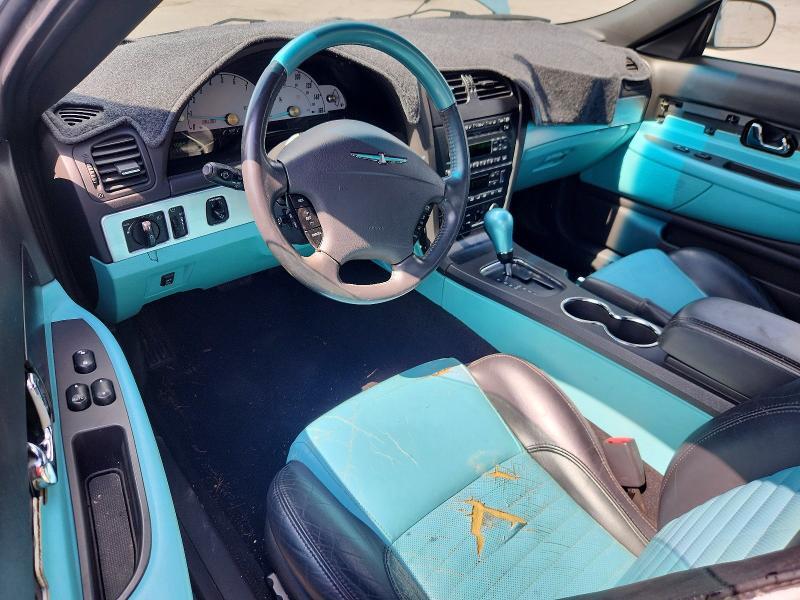 1FAHP60A12Y100676 2002 FORD THUNDERBIRD photo no. 8