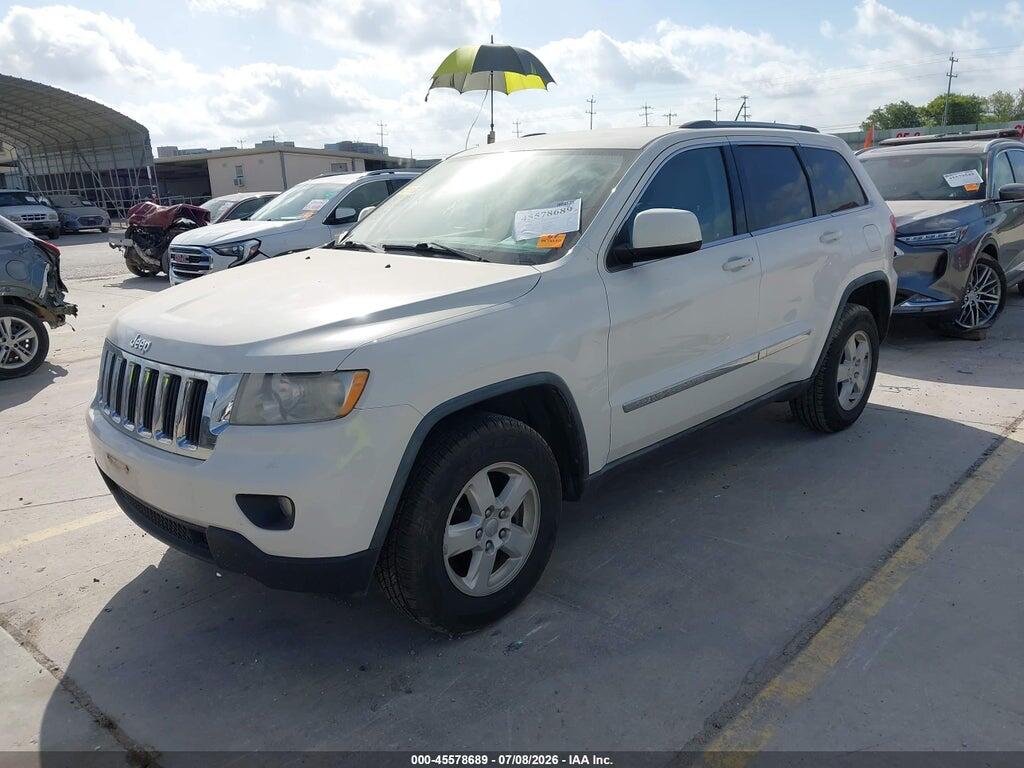 1J4RR4GG8BC566636 2011 JEEP GRAND CHEROKEE photo no. 2