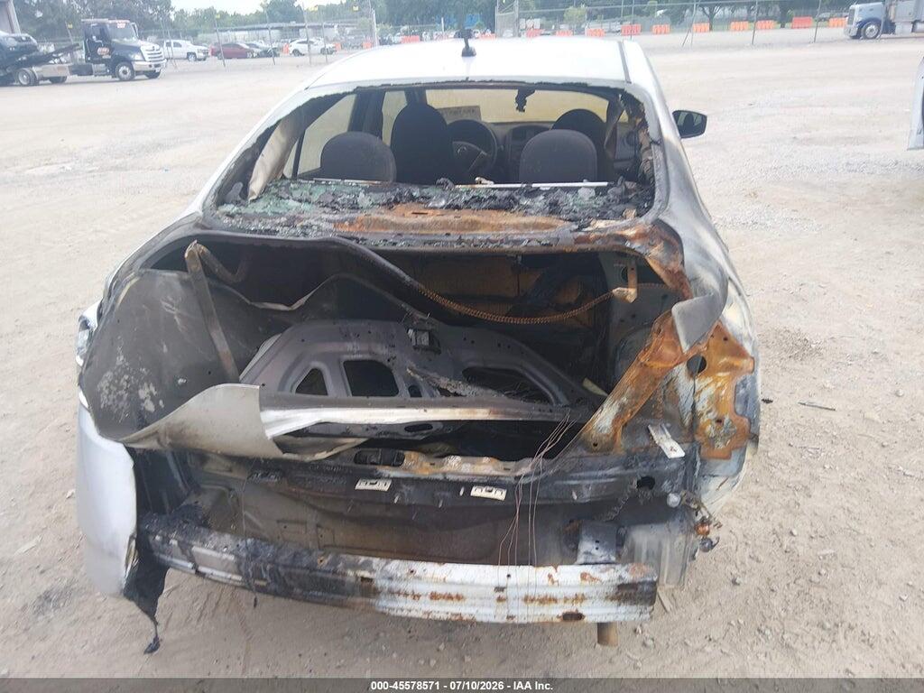 3N1CN7AP3HL822263 2017 NISSAN VERSA photo no. 6