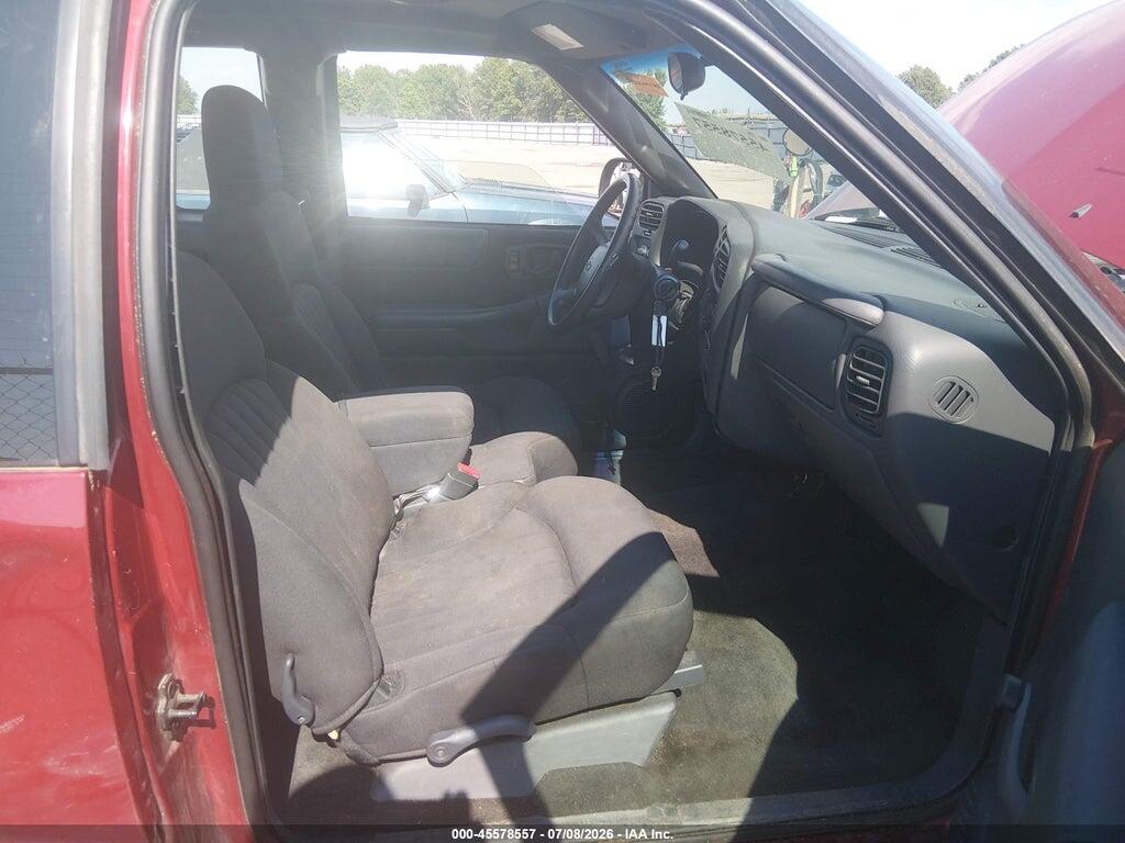 1GCCS19HX38221066 2003 CHEVROLET S-10 photo no. 5