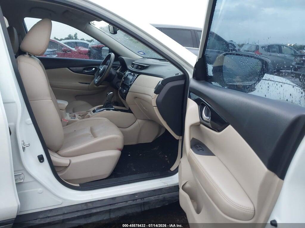 JN8AT2MT2JW452501 2018 NISSAN ROGUE photo no. 5