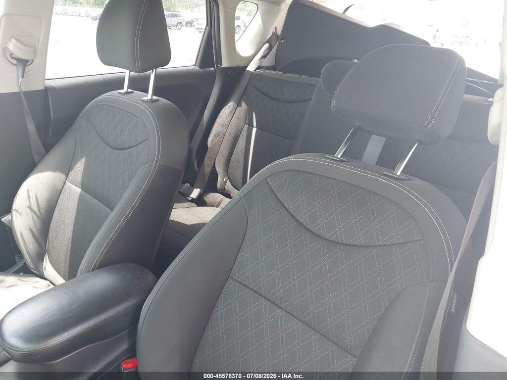 KNDJN2A26K7919237 2019 KIA SOUL photo no. 8