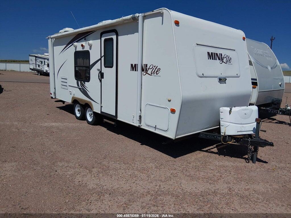 4X4TRLY28BD113307 2011 FOREST RIVER ROCKWOOD MINI LITE photo no. 1