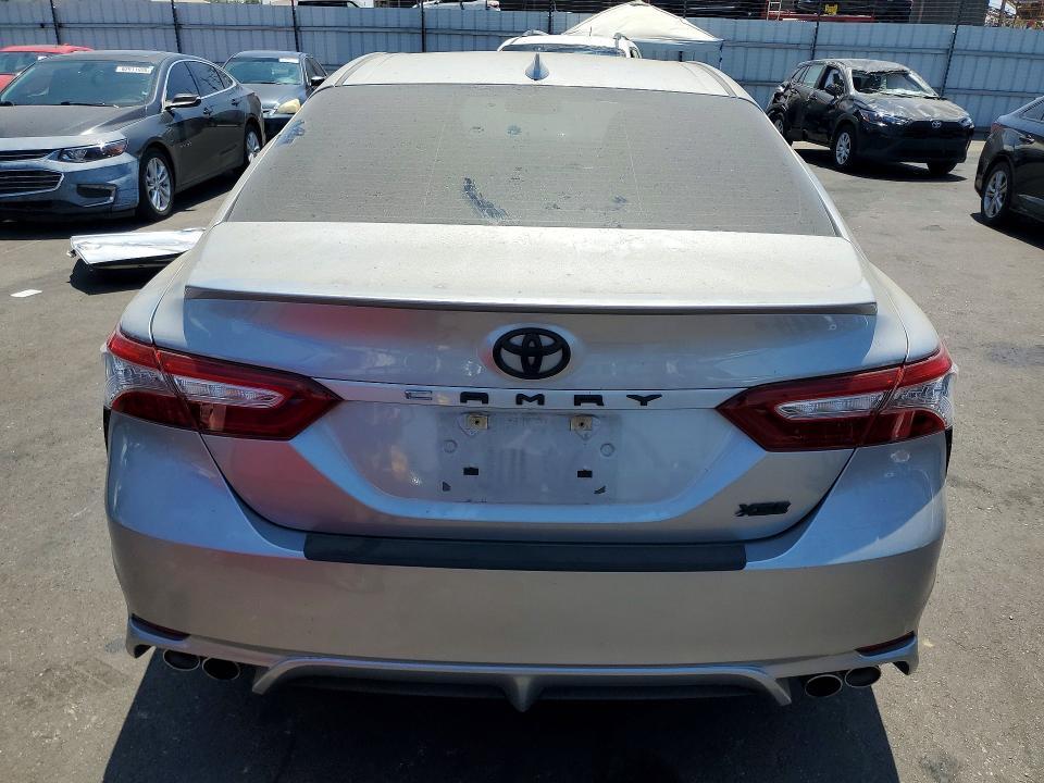 2019 TOYOTA CAMRY XSE — Фото 6 из 13