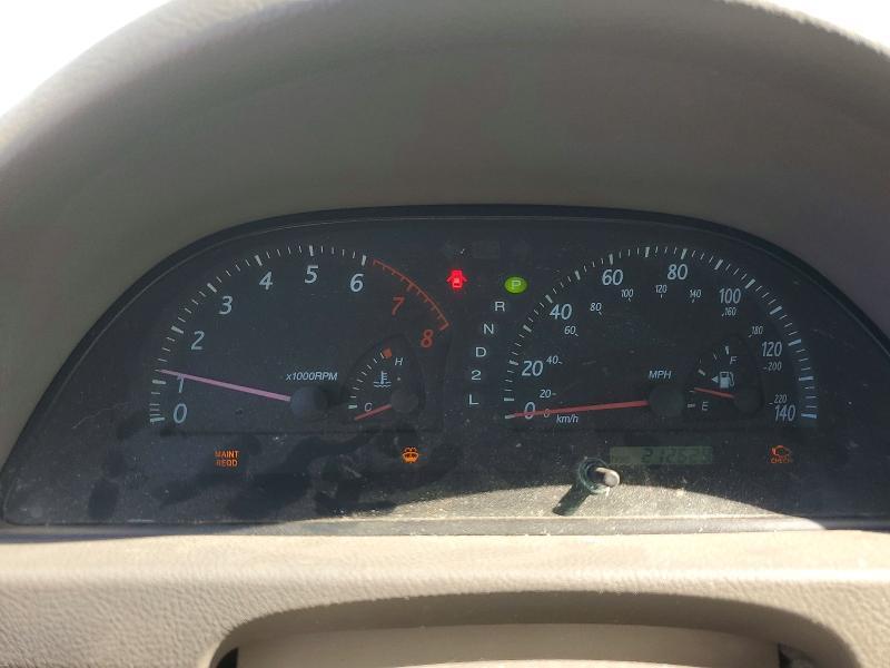 2002 TOYOTA CAMRY LE — Фото 9 из 12