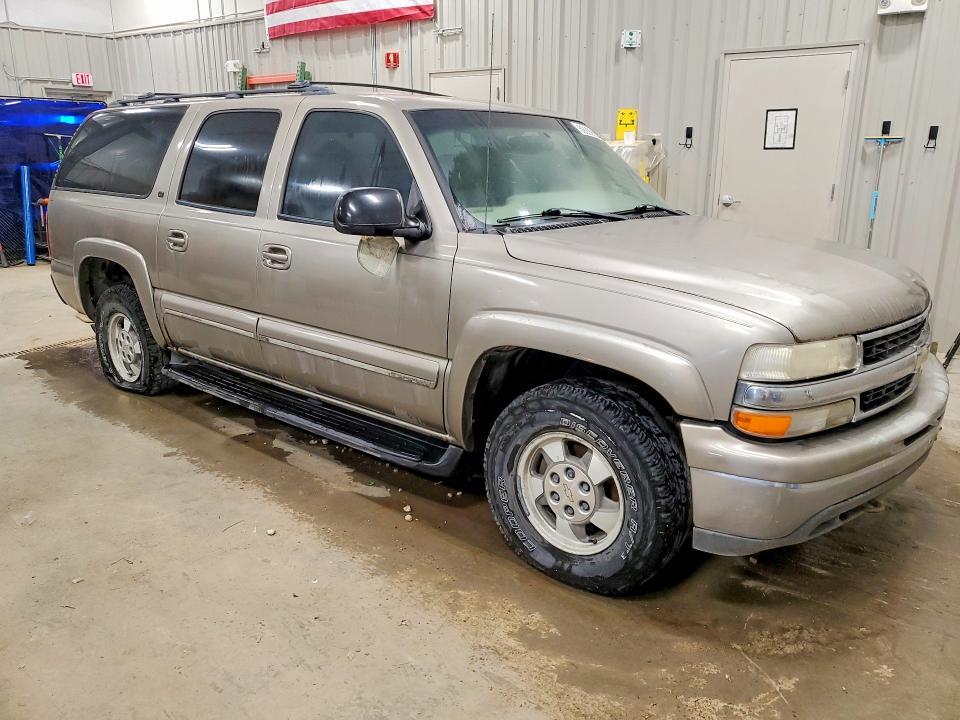 3GNFK16T71G176897 2001 CHEVROLET SUBURBAN photo no. 4