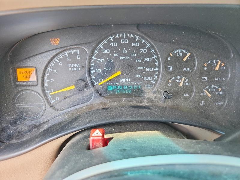 2001 CHEVROLET TAHOE K1500 — Фото 9 из 12