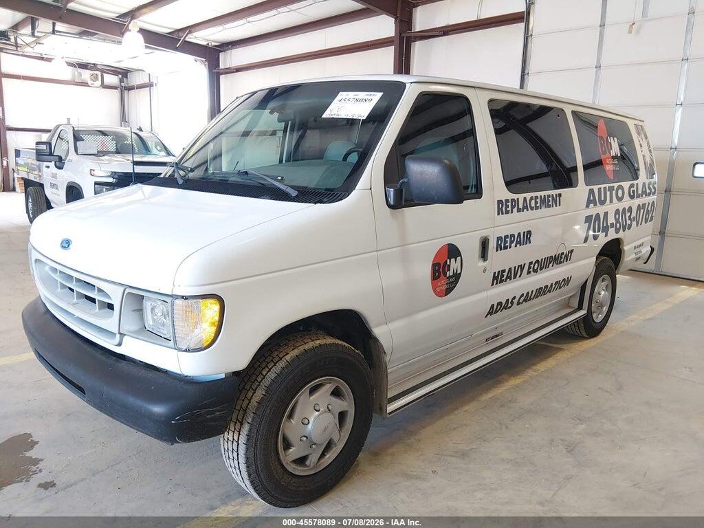 1FBJS31L8VHB13054 1997 FORD CLUB WAGON photo no. 2