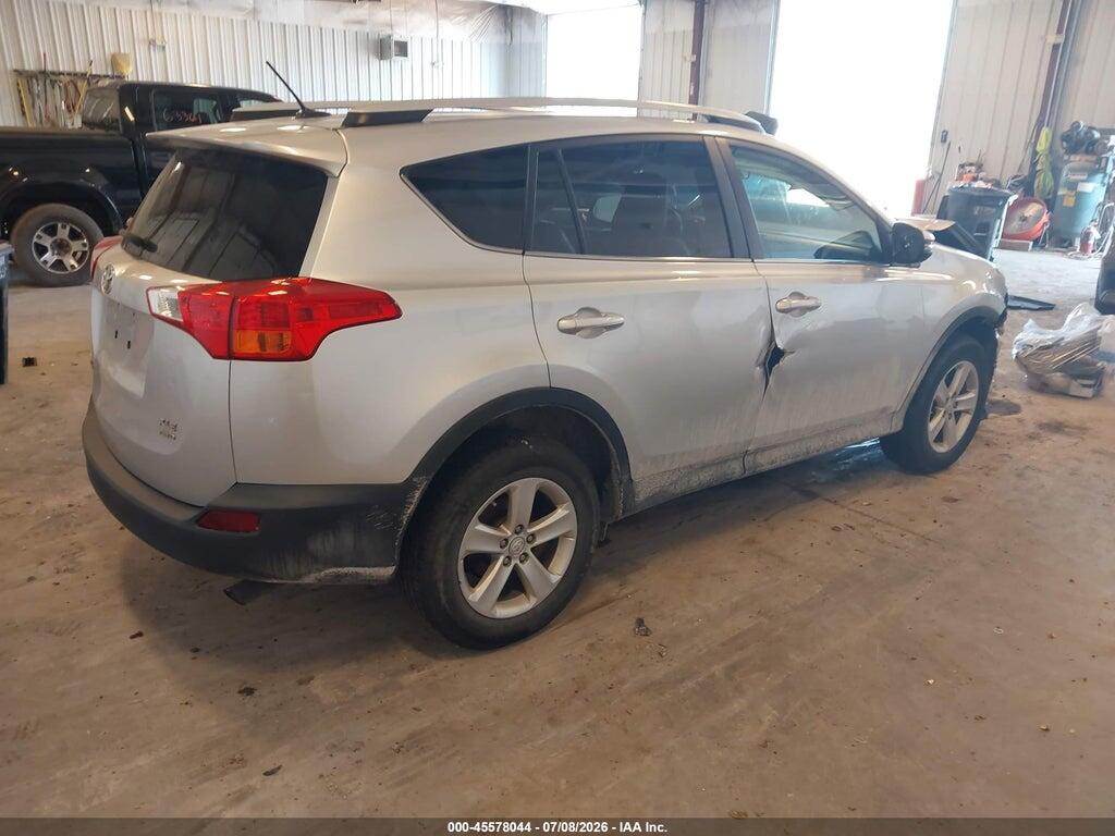 2T3RFREV9EW137102 2014 TOYOTA RAV4 photo no. 4