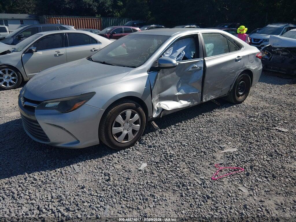 4T4BF1FK4FR467513 2015 TOYOTA CAMRY photo no. 2