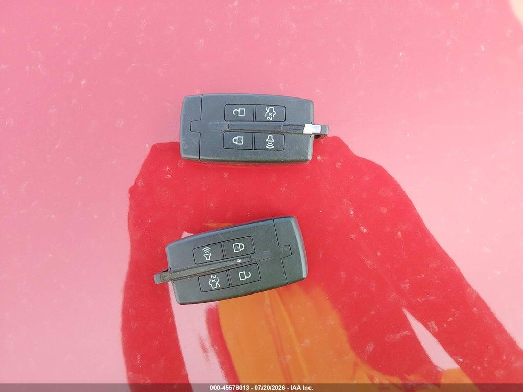 2LMHJ5ATXBBJ53072 2011 LINCOLN MKT photo no. 11