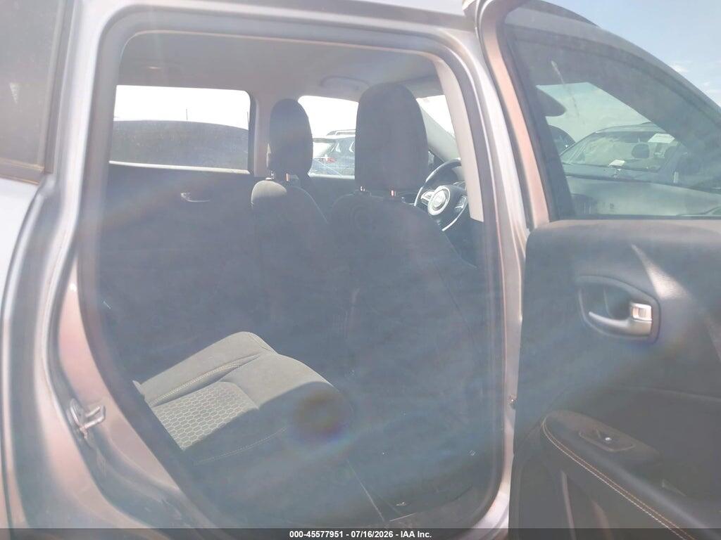 3C4NJCAB3JT255167 2018 JEEP COMPASS photo no. 8