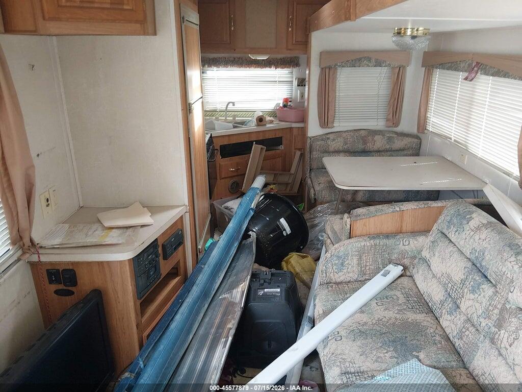 1TC2B345013001387 2001 COACHMEN 297RKS photo no. 8