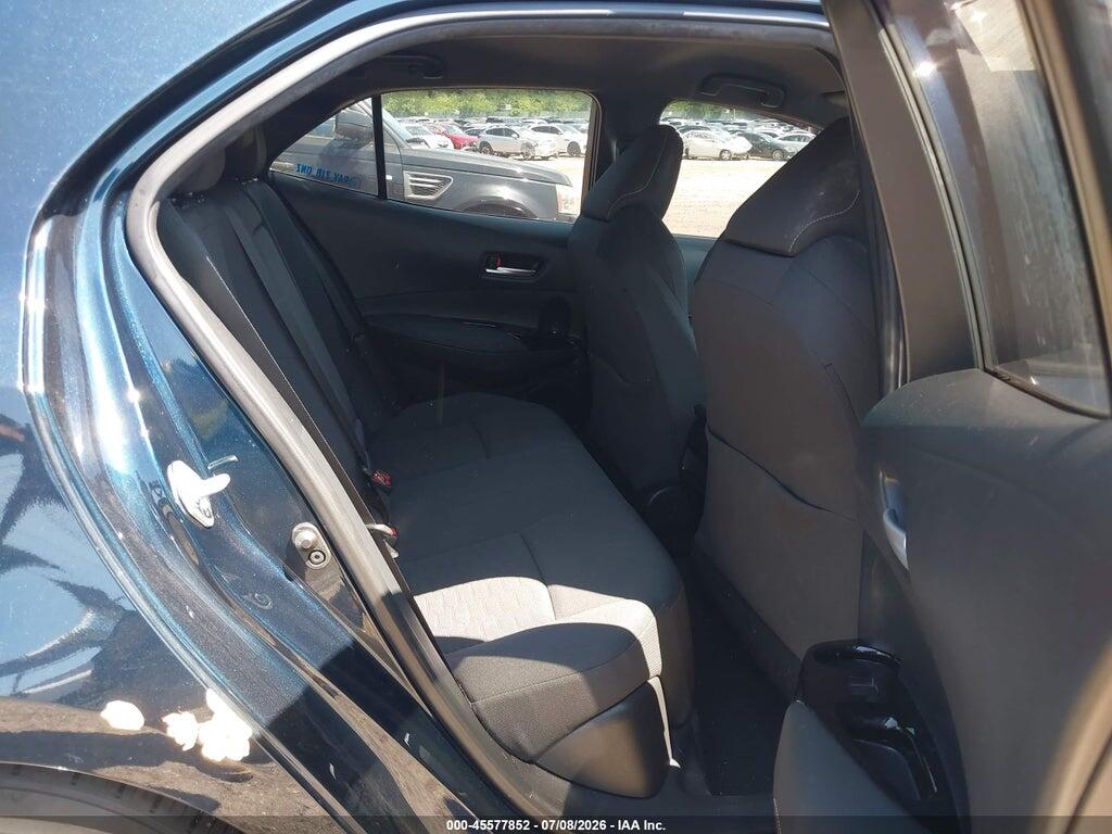 JTND4MBE5M3140339 2021 TOYOTA COROLLA photo no. 8