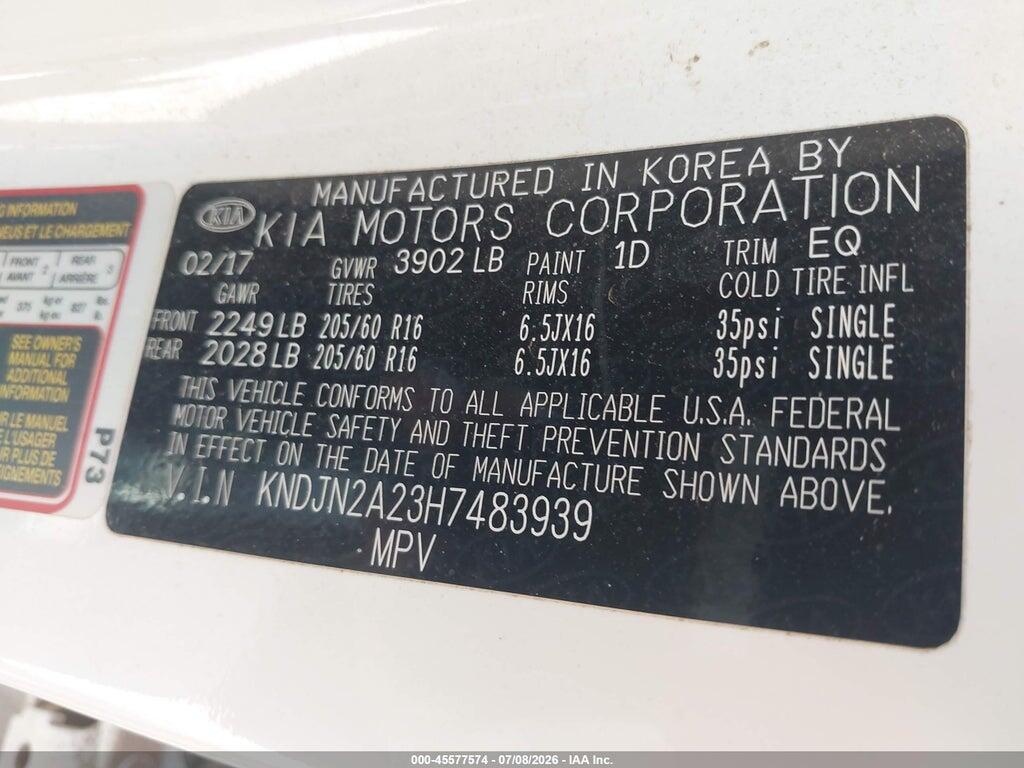 KNDJN2A23H7483939 2017 KIA SOUL photo no. 9