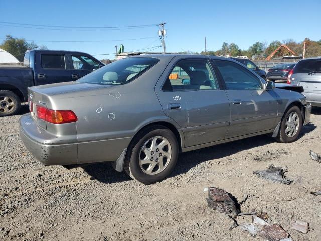 2001 TOYOTA CAMRY CE — Фото 3 из 12