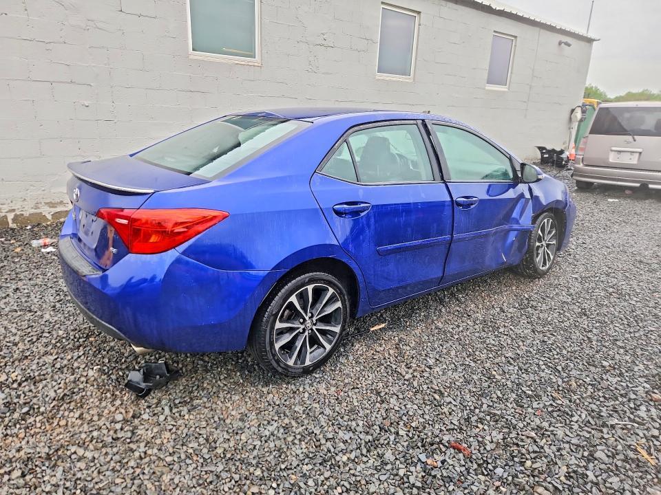 2019 TOYOTA COROLLA SE — Фото 3 из 14
