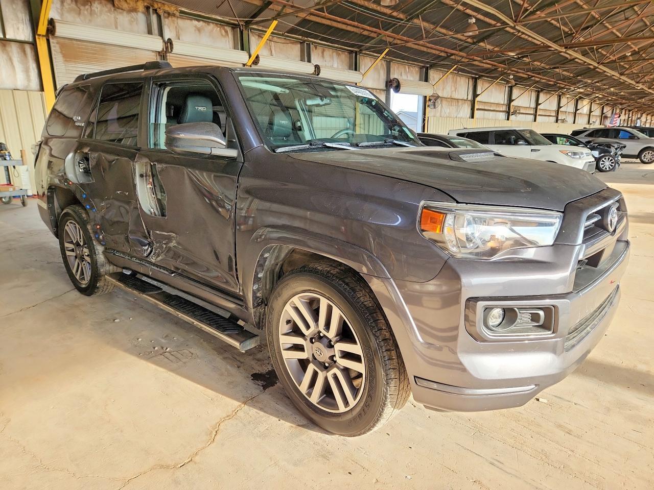 2022 TOYOTA 4RUNNER TRD SPORT — Фото 4 из 13