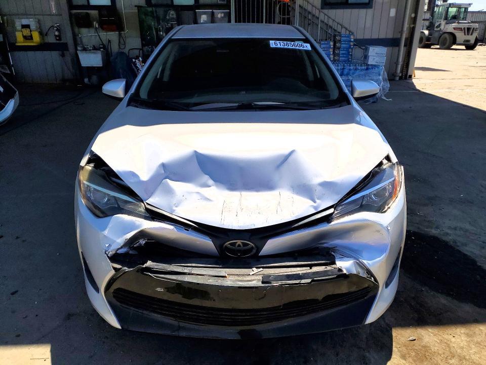 2019 TOYOTA COROLLA LE — Фото 5 из 12