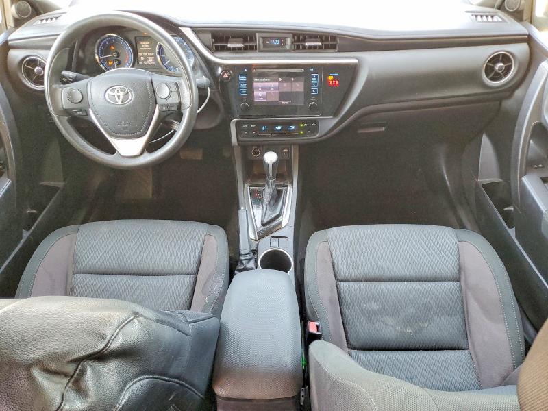 2019 TOYOTA COROLLA LE — Фото 8 из 12