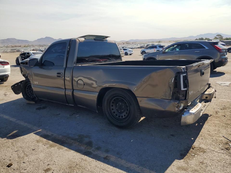 2000 CHEVROLET SILVERADO C1500 — Фото 2 из 13