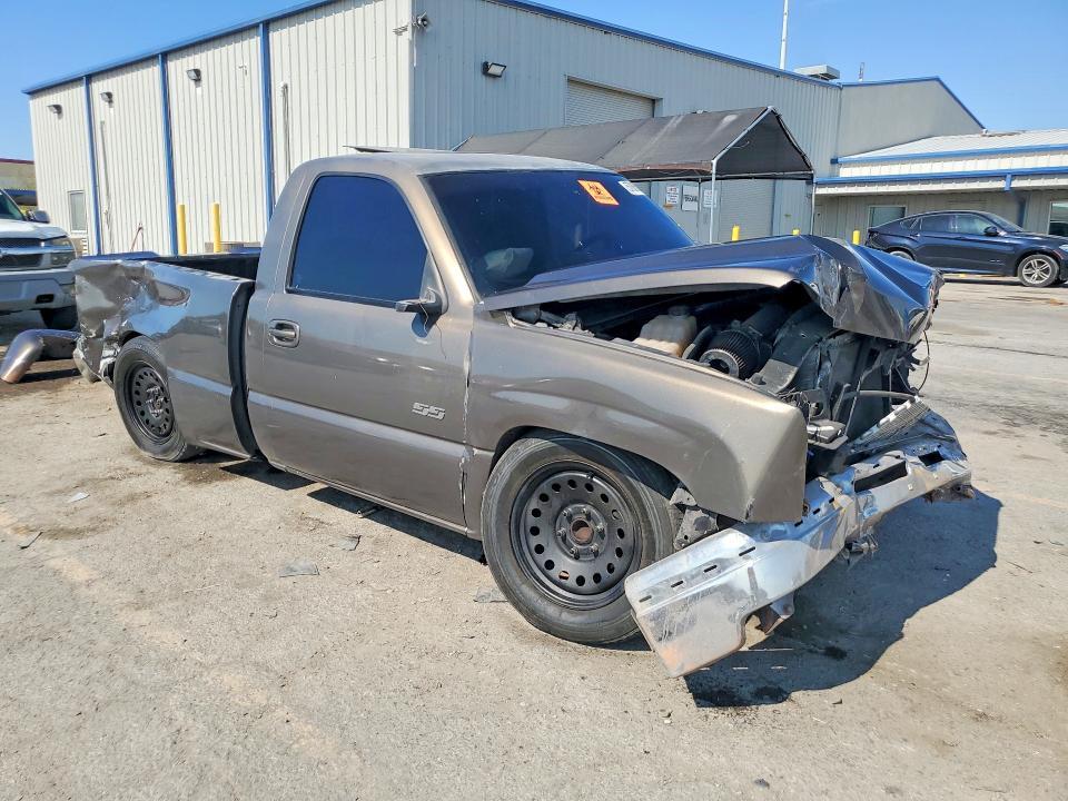 2000 CHEVROLET SILVERADO C1500 — Фото 4 из 13