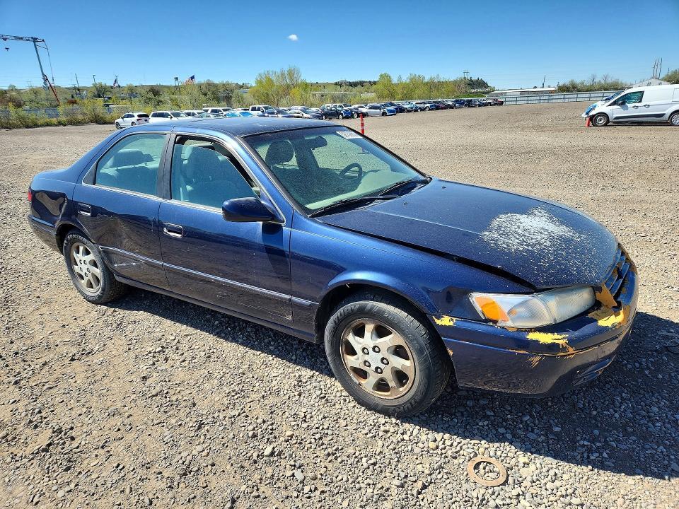 1999 TOYOTA CAMRY LE — Фото 4 из 12