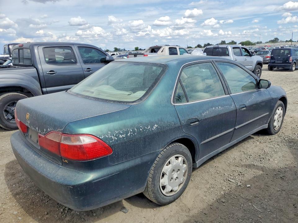 1998 HONDA ACCORD LX — Фото 3 из 12