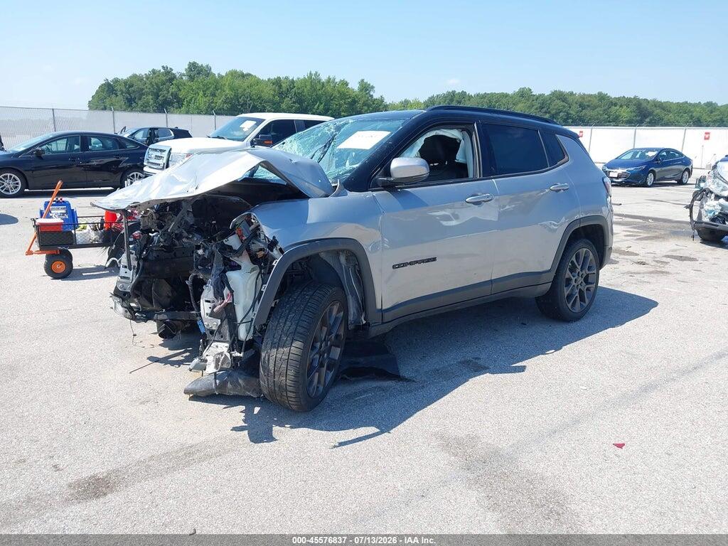 3C4NJCCB3KT819611 2019 JEEP COMPASS photo no. 2