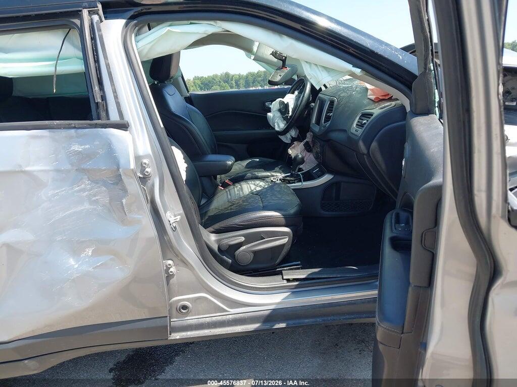 3C4NJCCB3KT819611 2019 JEEP COMPASS photo no. 5