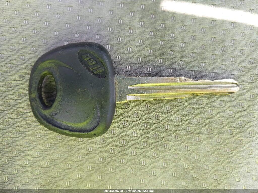 KNAFU4A25A5274916 2010 KIA FORTE photo no. 11