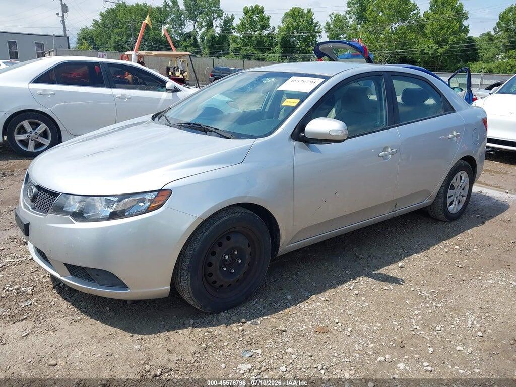 KNAFU4A25A5274916 2010 KIA FORTE photo no. 2