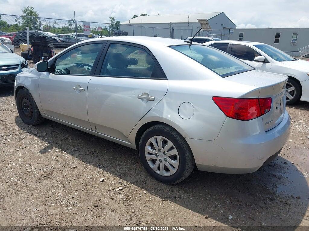 KNAFU4A25A5274916 2010 KIA FORTE photo no. 3