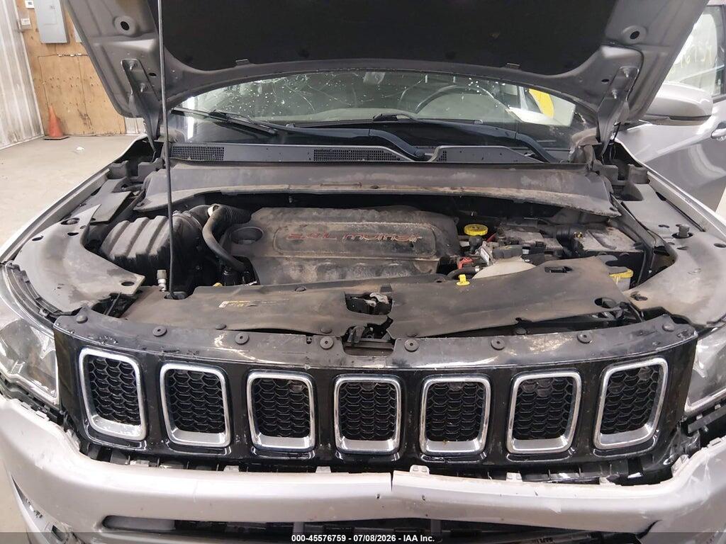 3C4NJDCB9JT399342 2018 JEEP COMPASS photo no. 10
