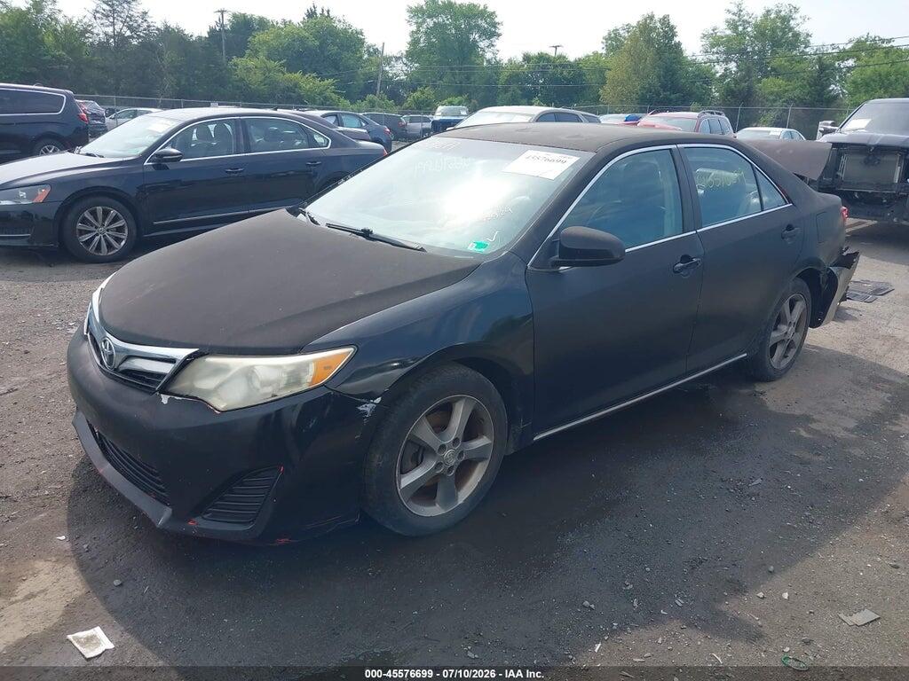 4T1BF1FK0DU243792 2013 TOYOTA CAMRY photo no. 2