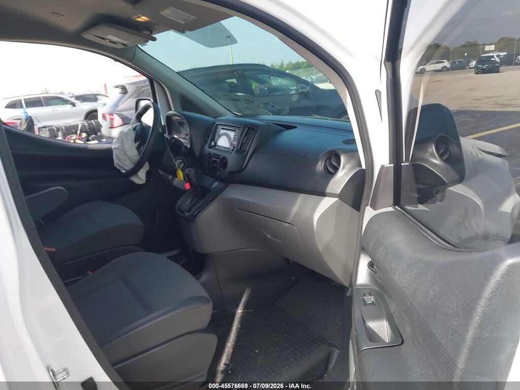 3N6CM0KN4JK698565 2018 NISSAN NV200 photo no. 5