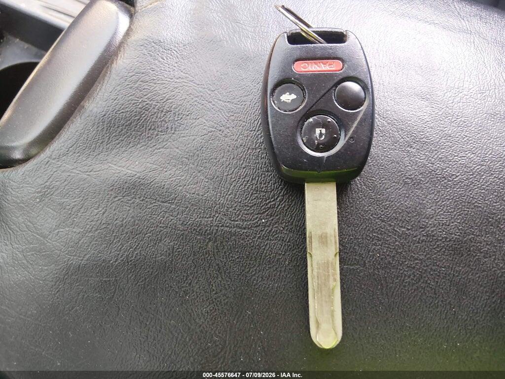 1HGCP2F69CA196147 2012 HONDA ACCORD photo no. 11