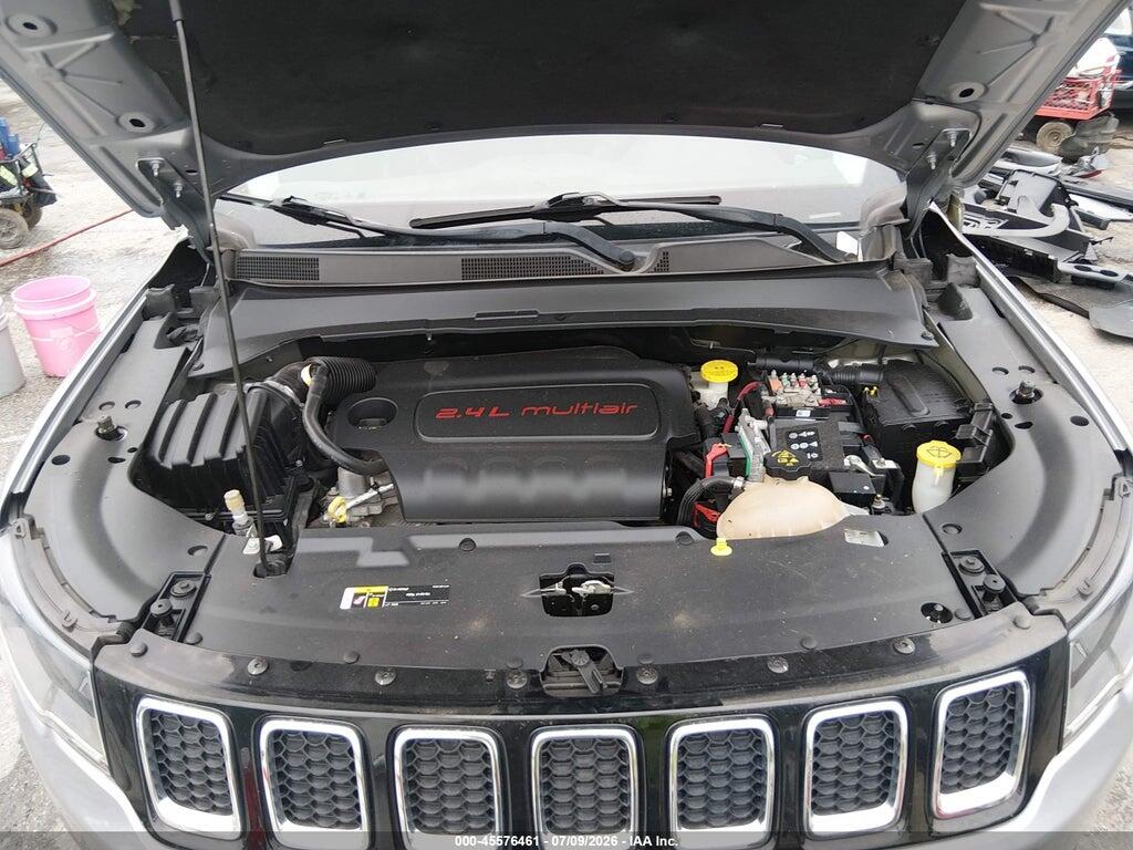 3C4NJDCB8JT190366 2018 JEEP COMPASS photo no. 10