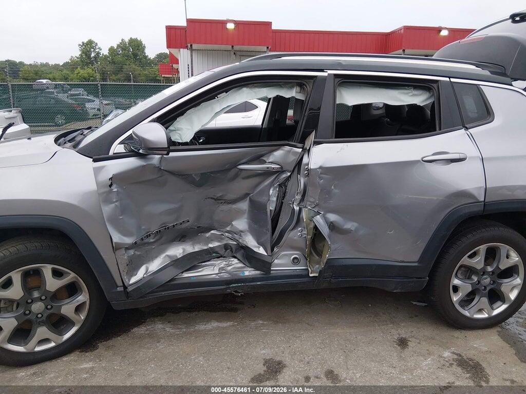 3C4NJDCB8JT190366 2018 JEEP COMPASS photo no. 6
