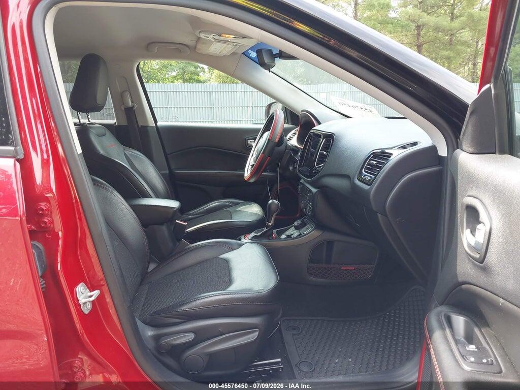 3C4NJDDB2LT220897 2020 JEEP COMPASS photo no. 5