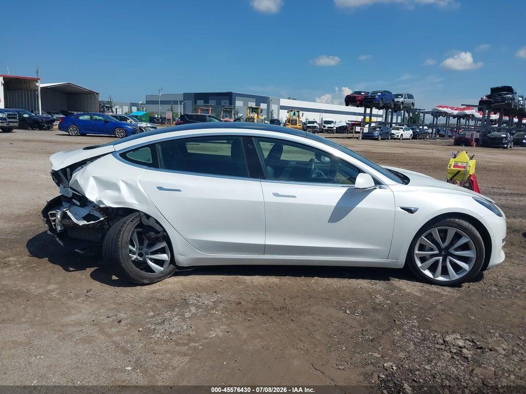 5YJ3E1EA4KF476570 2019 TESLA MODEL 3 photo no. 11