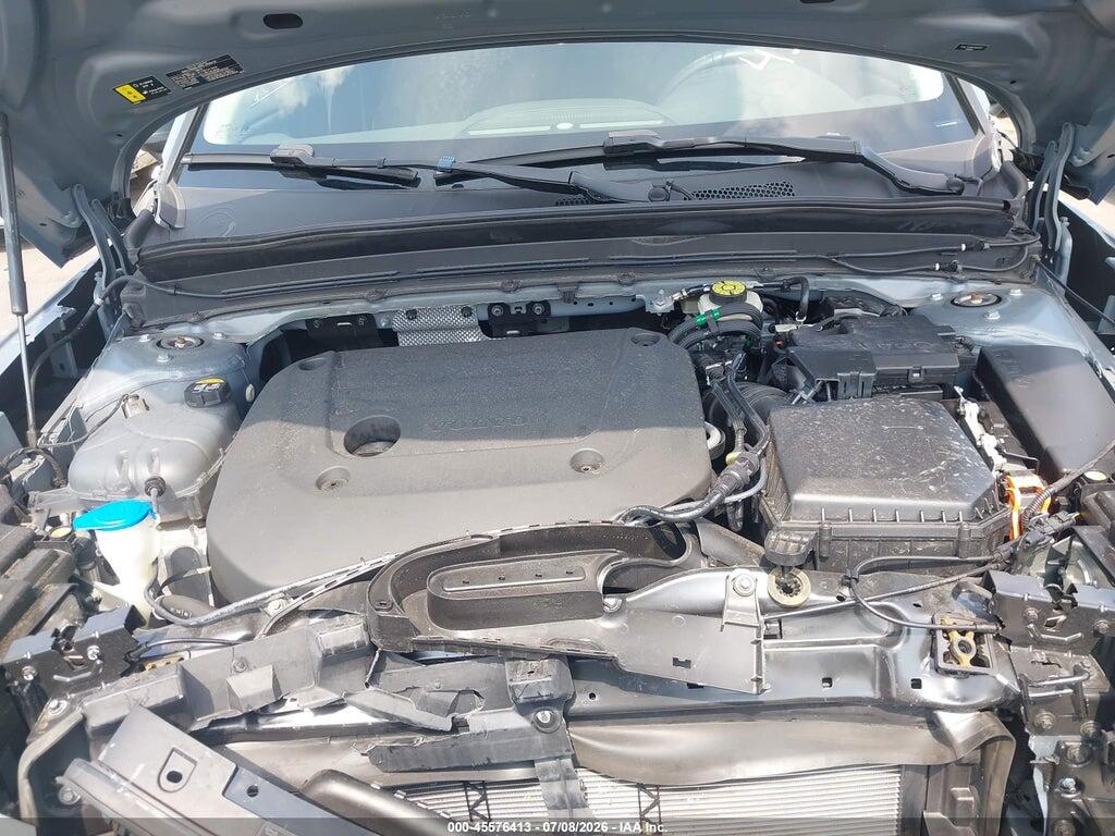 YV4L12UNXP2911251 2023 VOLVO XC40 photo no. 10