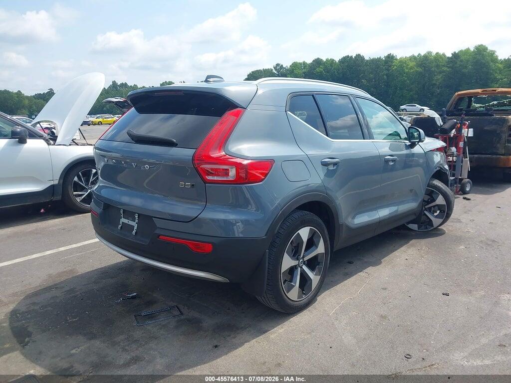 YV4L12UNXP2911251 2023 VOLVO XC40 photo no. 4