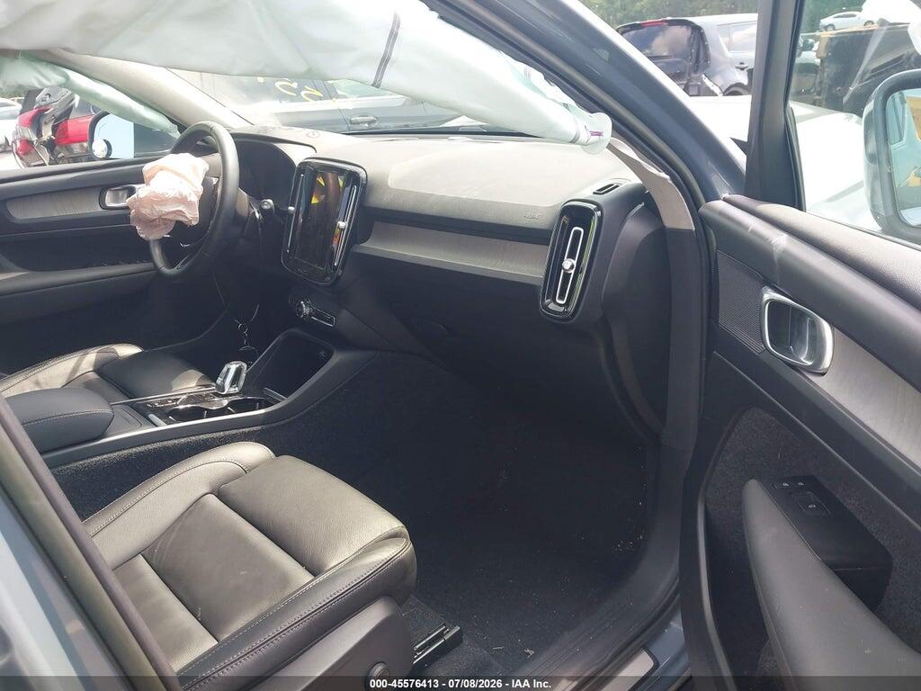 YV4L12UNXP2911251 2023 VOLVO XC40 photo no. 5
