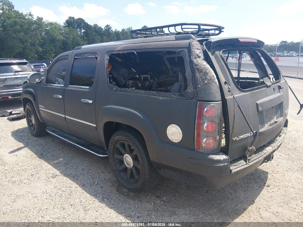 1GKS2MEF0DR163163 2013 GMC YUKON XL 1500 photo no. 3