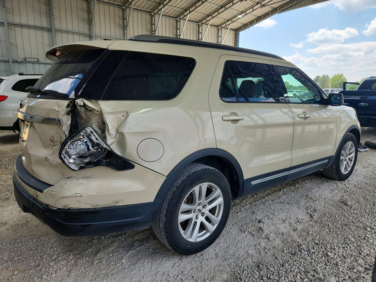 1FM5K7D86JGA52407 2018 FORD EXPLORER photo no. 3