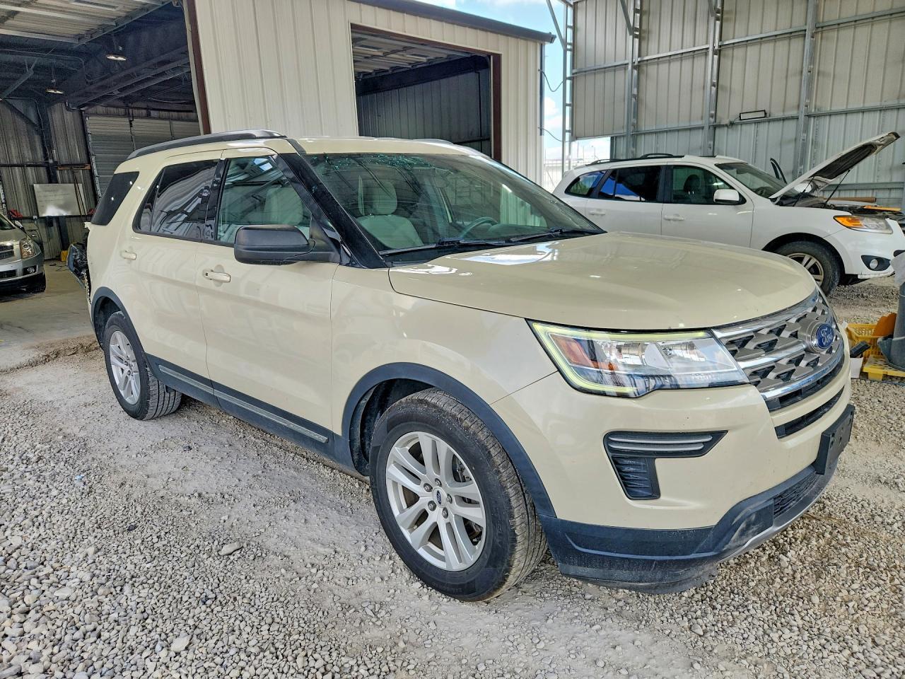 1FM5K7D86JGA52407 2018 FORD EXPLORER photo no. 4