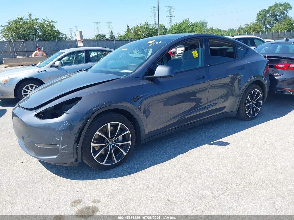 5YJYGDEE8MF105063 2021 TESLA MODEL Y photo no. 2