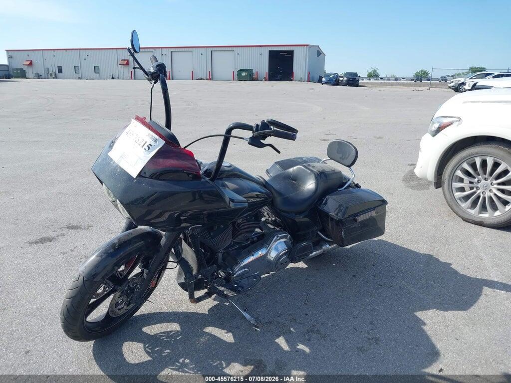 1HD1KHM18CB611563 2012 HARLEY-DAVIDSON FLTRX photo no. 2